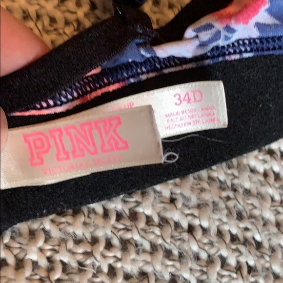 Pink bra - Picture 3 of 3